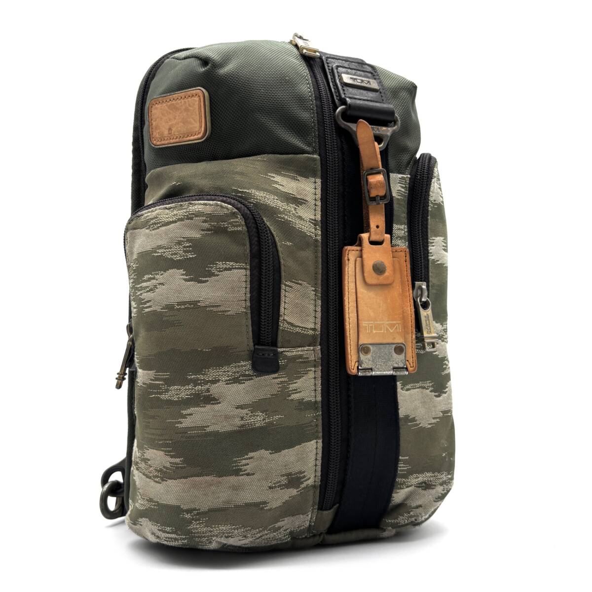 Yahoo!オークション -「カモフラ」(トゥミ) (と)の落札相場・落札価格